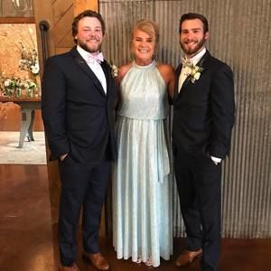 Meet your Posher, Debbie